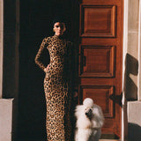 ROBE CATROUX DANS LA RUE DES PLAISIRS