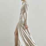 BIANCA MAXI IN TAJ MAHAL