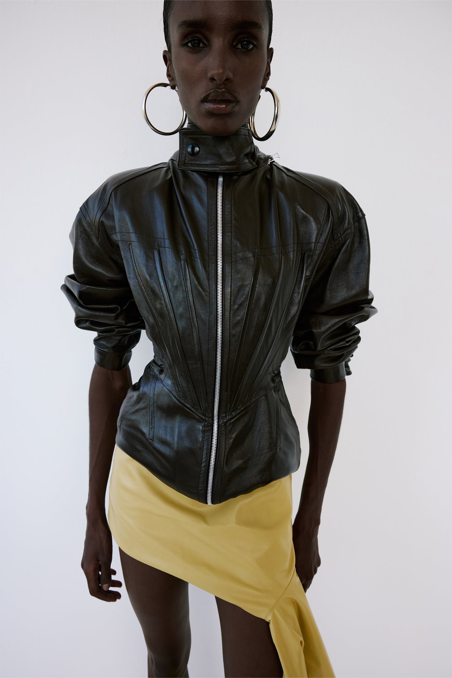 SKIRT – THE NEW ARRIVALS İlkyaz Özel